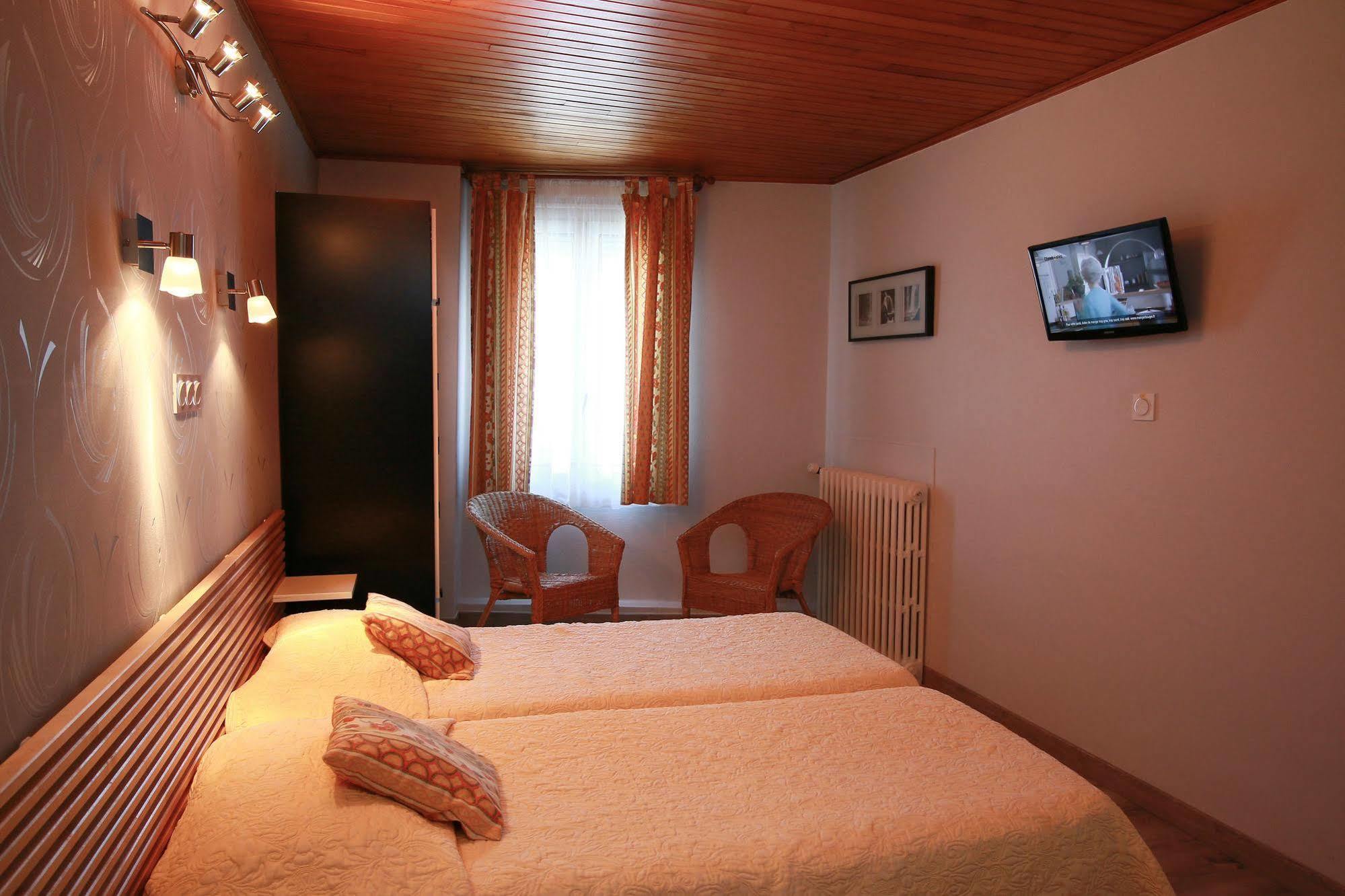 Hôtel Panoramic Bagneres-de-Luchon Exterior foto